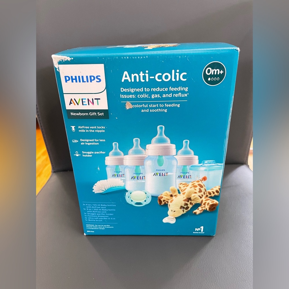 -BRAND NEW- Philips Avent Anti-Colic Newborn Gift Set
